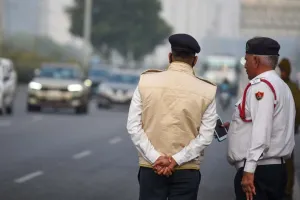 मुरादाबाद : 50 बाइक सवारों के लाइसेंस व वाहनों के पंजीकरण हुए निलंबित