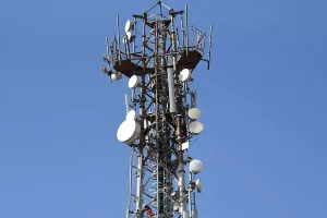 लखीमपुर खीरी: जिओ के 4जी टॉवर पर चोरों ने बोला धावा...चुरा ले गए केबिल