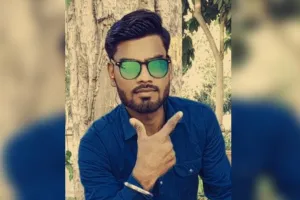 बदायूं: वाहन को बचाने की कोशिश में पलटा ऑटो, चालक की मौत