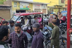 पीलीभीत : पति कहता रहा ऑपरेशन कर दो, डॉक्टर ने जबरन कराई नॉर्मल डिलवरी....नवजात की चली गई जान