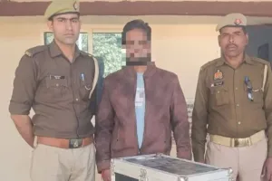 Bareilly: बोर्ड परीक्षाओं के बीच डीजे की गूंज, बंद कराने पहुंची पुलिस से भिड़ा संचालक, गिरफ्तार