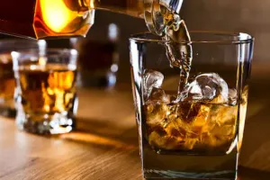 कासगंज: 194 शराब और भांग की दुकानों का लॉटरी के तहत हुआ आवंटन, 11 करोड़ का मिला राजस्व 