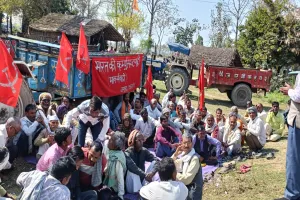 कासगंज : ओलावृष्टि से हुई बर्बाद फसलों का दिया जाए मुआवजा, शीघ्र सर्वे कराने की मांग