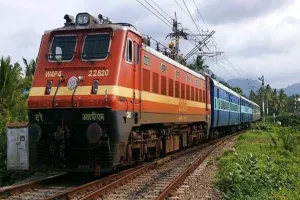 बरेली जंक्शन पर अप्रैल से 20 ट्रेनों का ठहराव रद, यात्री हों तैयार