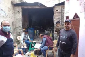 Bareilly: छापेमारी से मची खलबली...बिना लाइसेंस बना रहे थे पनीर और मावा, गोदाम सील