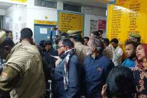 बदायूं : दो बाइकों की भिड़ंत में तीन युवकों की मौत, बालक समेत दो घायल