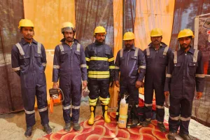 फायर सूट पहनकर जंगलों की आग बुझाएंगे फायर वॉचर     