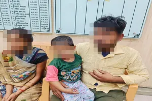 हरदोई: 5 लाख रुपए में बेंच गया था ऋतिक! पुलिस ने तेलंगाना से मासूम को किया बरामद, 3 बच्चा चोरों को भी दबोचा