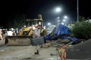 हरियाणा: एक साल से बंद पड़े शंभू बॉर्डर को खोलने की कवायद तेज, हटाए जा रहे बैरिकेड्स