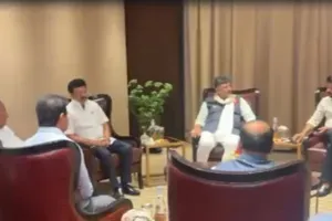 तमिलनाडु में परिसीमन के खिलाफ राजनीति दलों की अहम बैठक शुरू, चंद्रबाबू नायडू और पवन कल्याण ने बनाई दूरी