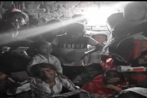 बहराइच: इंजेक्शन लगाते ही गर्भवती महिला की मौत, अस्पताल में तोड़फोड़, पुलिस ने संभाला मोर्चा