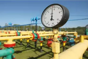 नियामक ने पाइपलाइन शुल्क में बदलाव का रखा प्रस्ताव, सीएनजी व ‘पाइप्ड गैस’ पर वसूली जाएगी सबसे कम दर 