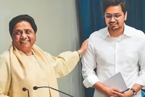 मायावती के एक्शन पर बोले आकाश आनंद- मैं बहनजी के हर फैसले का सम्मान करता हूं...