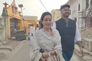 मॉडल से साध्वी बनी हर्षा रिछारिया ने किया रामलला का दर्शन-पूजन, युवाओं को लेकर कही यह बात