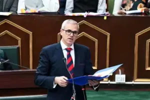 जम्मू-कश्मीर का 1.12 लाख करोड़ का बजट पेश, महिलाओं को मुफ्त बस यात्रा...गरीबों को मुफ्त बिजली 