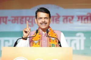 नागपुर हिंसा: मुख्यमंत्री देवेंद्र फडणवीस ने की शांति की अपील, कहा, अफवाहों पर विश्वास न करें 