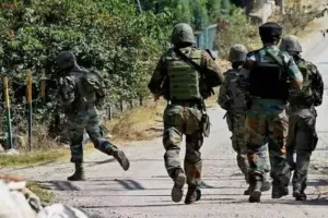 पाकिस्तान में हुए हालिया आतंकी हमलों के बाद जम्मू कश्मीर में सुरक्षा अलर्ट जारी