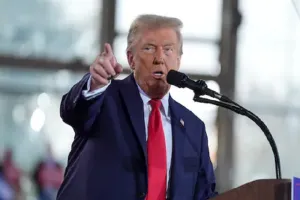 डोनाल्ड ट्रंप का प्रशासन 5 लाख 30 हजार से अधिक प्रवासियों को अस्थायी कानूनी दर्जा से करेगा वंचित 