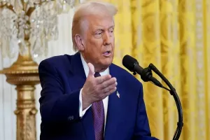 अमेरिका में विदेशी कारों पर लगेगा 25% टैरिफ, जापान-दक्षिण कोरिया को होगा सबसे ज़्यादा नुकसान 