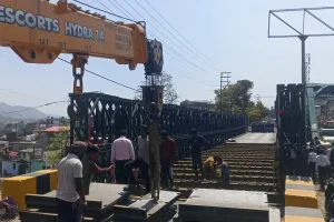 पुलिस को मिली तहरीर, नट-बोल्ट चोर की तलाश में जुटी    