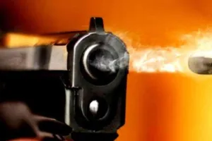 मथुरा: भाजपा जिलाध्यक्ष के घर पर बाइक सवार बदमाशों ने चलाई गोलियां