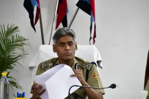 एडीजी ने लगाई दो जिलों के सीओ की क्लास, तय होगी जवाबदेही     