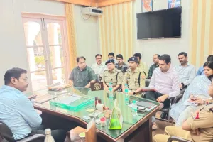 अब ई-रिक्शे रूट के हिसाब से कलर होंगे; इस एप्प से होगा वेरीफिकेशन, कानपुर में मंडलायुक्त ने बैठक कर दिये ये निर्देश...