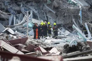 Myanmar Earthquake : म्यांमार को प्रारंभिक आपातकालीन सहायता के रूप में एक लाख अमेरिकी डॉलर देगा कंबोडिया 