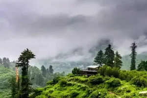 पहाड़ में जमकर बरसे, हल्द्वानी में तरसे    