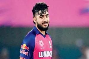 IPL 2025 : जीत के बाद भी RR को झटका, कप्तान रियान पराग पर धीमी ओवर गति के लिए लगा 12 लाख रुपये का जुर्माना 