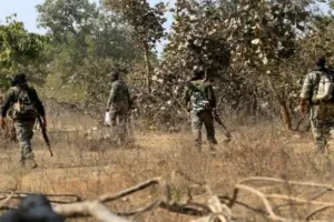 छत्तीसगढ़ः सुकमा में सुरक्षाबलों और नक्सलियों के बीच मुठभेड़ जारी, डीआरजी समेत अन्य फोर्स रवाना