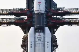 इसरो ने एलवीएम3-एम6 मिशन के लिए क्रायोजेनिक इंजन का उड़ान स्वीकृति तप्त किया परीक्षण 