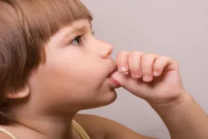 Bareilly: बच्चा अंगूठा चूसता है तो बरतें सावधानी !