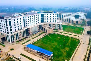 Bareilly: सिर्फ चर्चा में एम्स...फाइल न स्वीकृति, नेताओ में श्रेय लेने की होड़