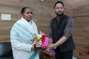 Ayodhya News : प्रयागराज का गंगाजल एकदम शुद्ध : गुलाब देवी 