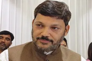 Bareilly: सपा सांसद ने अस्पतालों को बताया था लूट का अड्डा...अब डॉक्टर्स कर रहे माफी की मांग