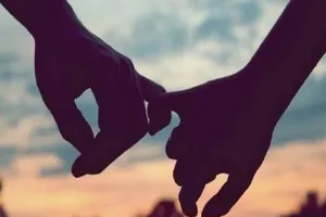 रामपुर : मौलवी कक्षा 8 की छात्रा को लेकर फरार, पिता ने थाने में दी तहरीर 