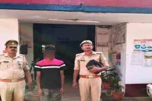 Lucknow News :  व्यापारी के कार्यालय पर पेट्रोल बम से हमला, CCTV footage के आधार पर मुख्य आरोपी पकड़ा गया