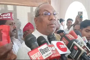  अयोध्या में निकाली संवैधानिक अधिकार यात्रा : निषाद राज पार्टी के राष्ट्रीय अध्यक्ष बोले, 2027 के चुनाव की कर रहे हैं तैयारी