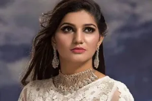 मुरादाबाद : कार्यक्रम में दर्शकों की बेकाबू हो गई थी भीड़, पुलिस को करना पड़ा था लाठीचार्ज...8 अप्रैल को होगी सपना चौधरी मामले में सुनवाई