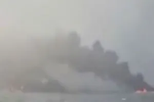  ब्रिटेन में बड़ा समुद्री हादसा: ऑयल टैंकर और कार्गो शिप के बीच टक्कर, लगी भीषण आग, राहत एवं बचाव कार्य जारी