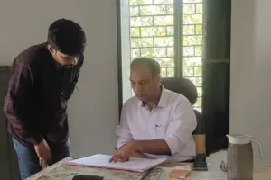 Amroha : अमृत विचार की खबर का असर...संतोषजनक जवाब नहीं दे पाए अध्यापक, होगी कार्रवाई 