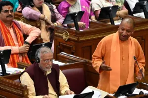 Last day of assembly session : सीएम योगी बोले, जिसकी जैसी दृष्टि, उसको वैसी ही सृष्टि महाकुंभ में देखने को मिली