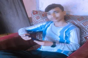 बहराइच :  24 घंटे से लापता किशोर का फंदे से लटकता मिला शव, परिजन जता रहे हत्या की आशंका 