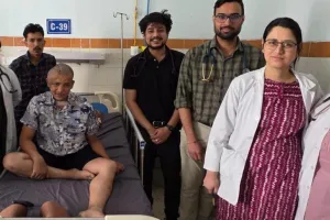 एक हजार पार हुआ शुगर लेवल, एसटीएच में बची जान         