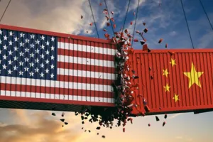 Stock Market Crash: शेयर बाजार पर जमकर बरस रहा अमेरिकी-चीन का शुल्क युद्ध, तिमाही नतीजों से तय होगी बाजार की दिशा 