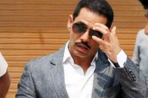 ED के आगे पेश हुए रॉबर्ट वाद्रा, हरियाणा भूमि सौदे मामले में फिर शुरू हुई पूछताछ