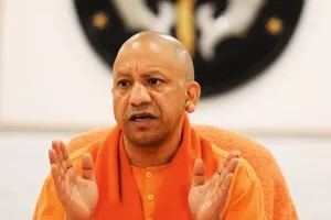 UP News: प्रदूषण को काबू में करने के लिए सीएम योगी ने तैयार किया मास्टर प्लान, सभी जिलों में होगा प्रदूषण नियंत्रण बोर्ड कार्यालय 