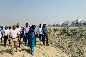 लखनऊः गर्मी में मिलेगी 8 लाख की आबादी को मिलेगी पेयजल समस्या से राहत, मंडलायुक्त ने किया निरीक्षण