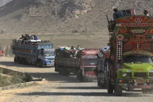 8 लाख से अधिक नागरिकों ने छोड़ा पाकिस्तान... पलायन जारी, जानें वजह